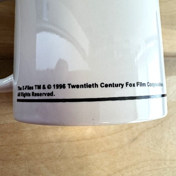 THE X-FILES White with Logo Ceramic Coffee Tea Cup Mug 1996 20th Century Fox - Picture 3 of 6